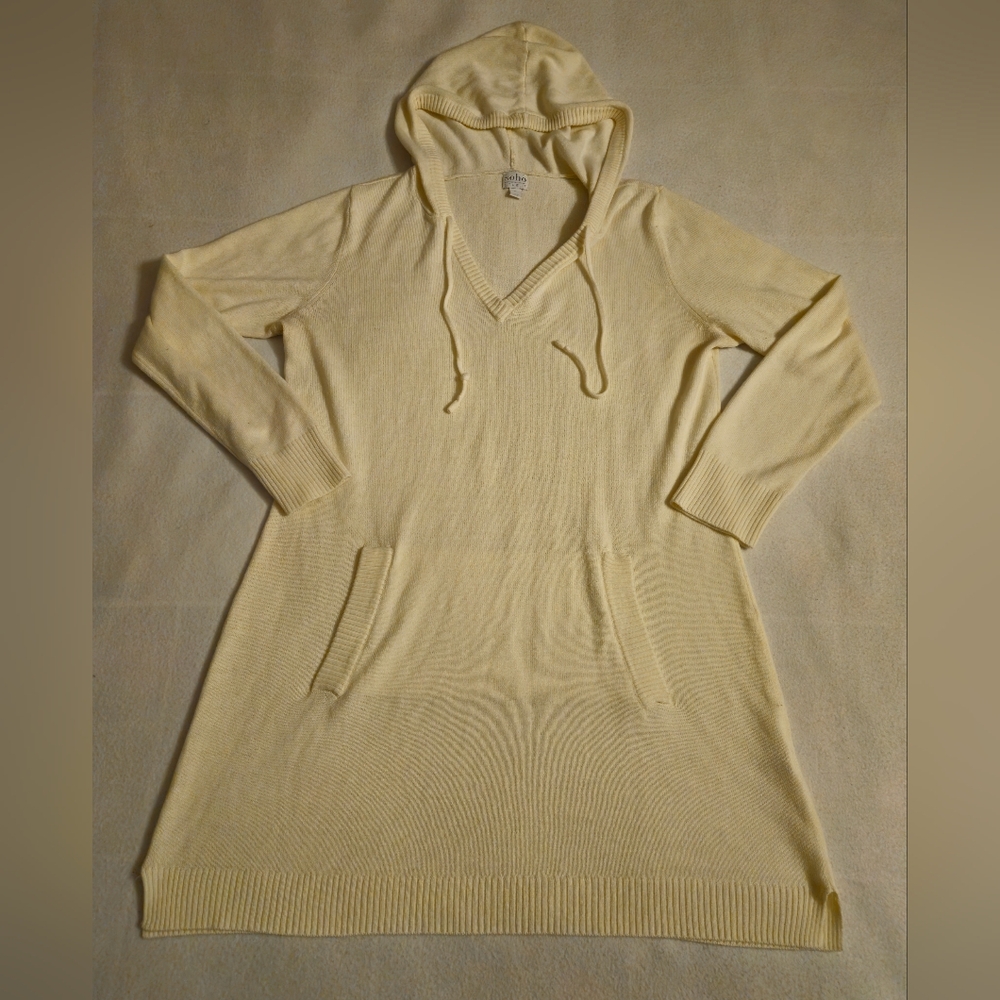 New York & Company Soho Street Beige Knitwear - Picture 3 of 9